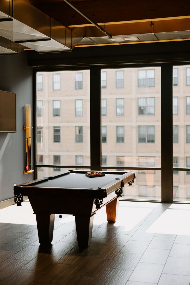 Pool table in groom's suite at A'BULAE